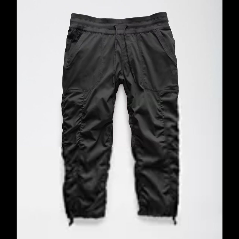 The North Face WOMEN'S APHRODITE 2.0 CAPRIS (NWOT)